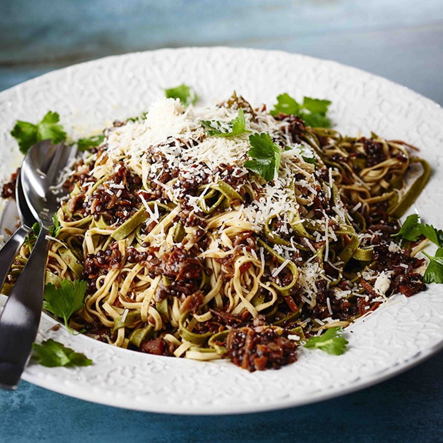 recipe image VEGANSK BOLOGNESE MED SORTE LINSER