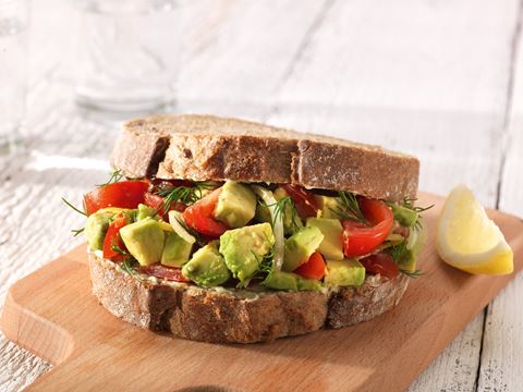 recipe image Avocado-Tomaten Sandwich