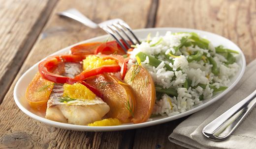 recipe image Cabillaud avec kaki, poivron, orange, aneth, riz et haricots verts
