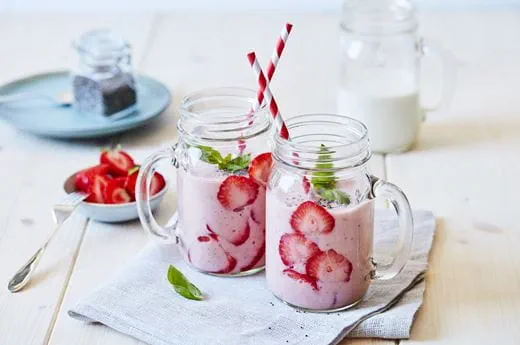 recipe image Smoothie fraises-pêche