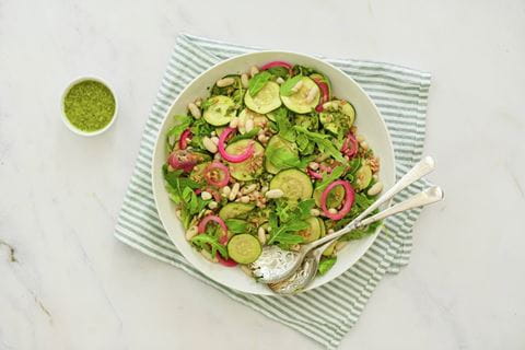 recipe image Courgettesalade met reuzebonen en pestodressing