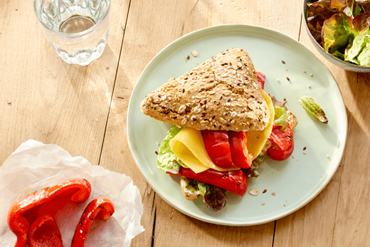 recipe image Broodje kaas en gegrilde paprikasandwich