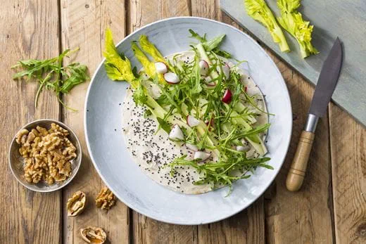 recipe image Wrap met selderij en radijsjes