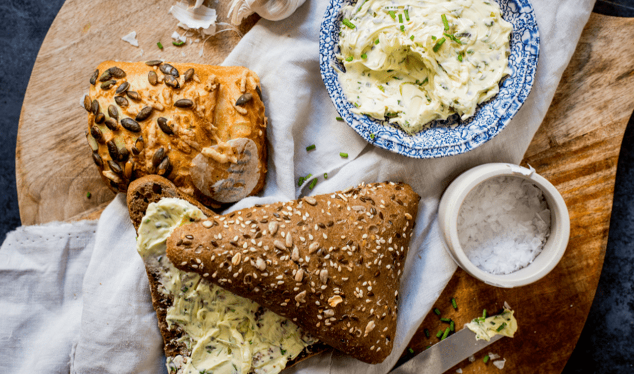 recipe image Plantaardige kruidenspread voor bij de borrel