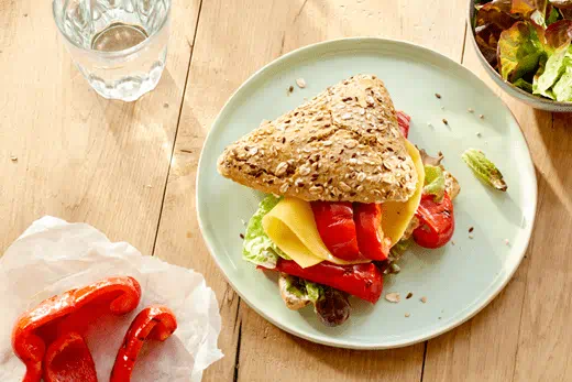 recipe image Broodje kaas en gegrilde paprikasandwich