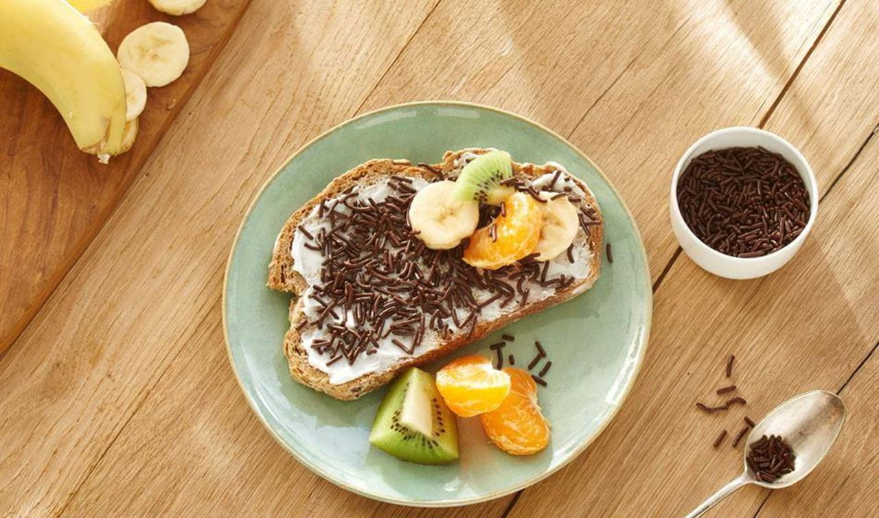 recipe image Boterham met hagelslag en fruit