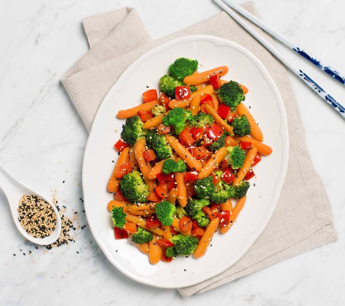 recipe image Zencefilli ve Susamlı Karışık Sebze