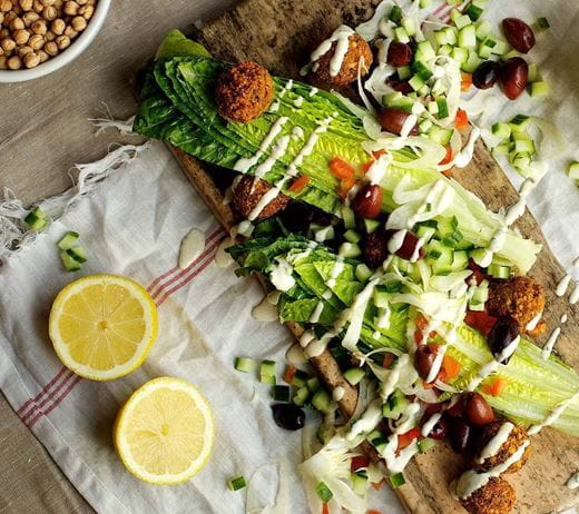 recipe image Tahinli Falafel Salata