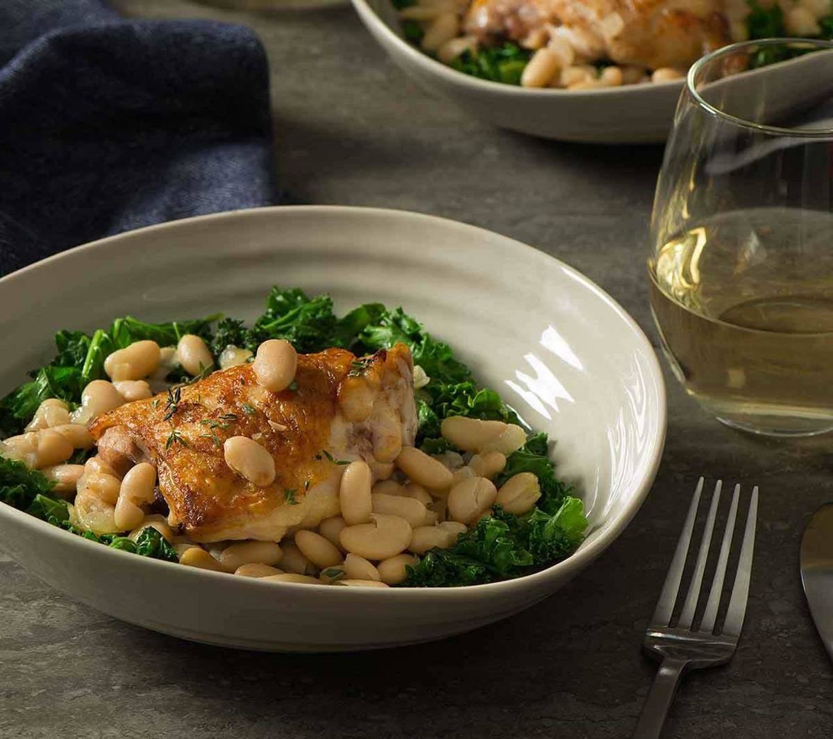 recipe image Kuru Fasulyeli & Ispanaklı Tavuk But