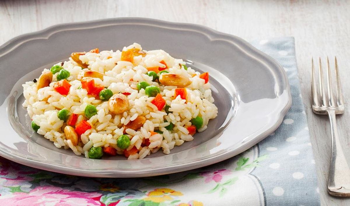 recipe image Havuçlu Bezelyeli Pilav