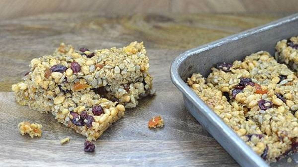 recipe image Kurutulmuş Meyveli Bar